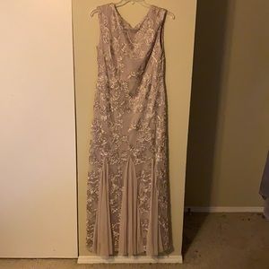 NEW Onyx formal dress